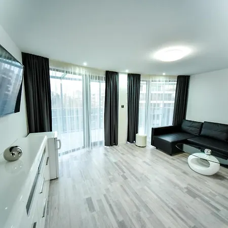 за гости десита Hotel 2*