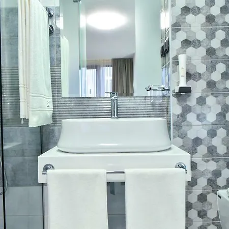 Hotel за гости десита 2*