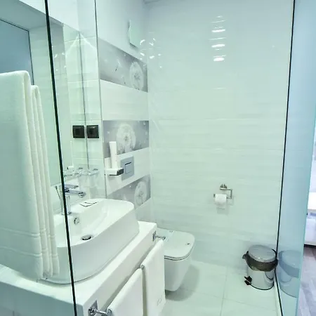 ホテル за гости десита 2*