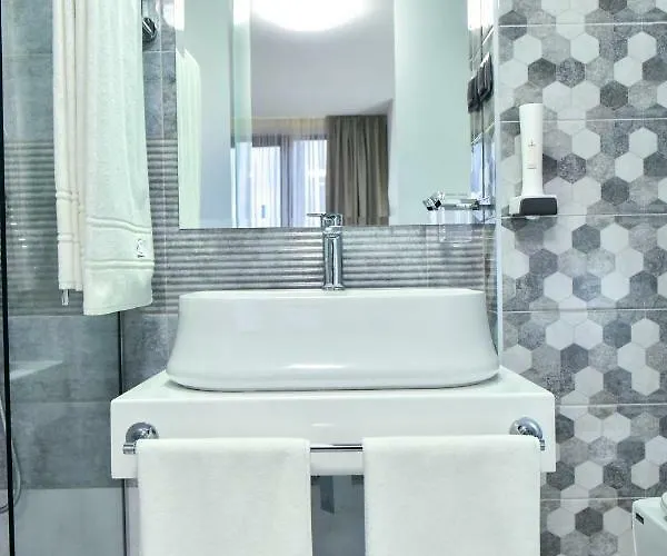 Hotel за гости десита 2*