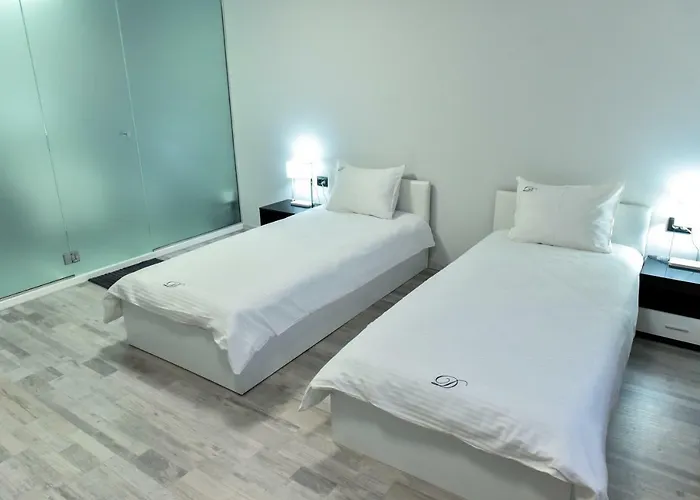 за гости десита 2*