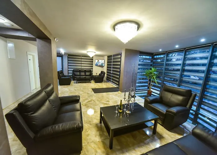 за гости десита Hotel 2*